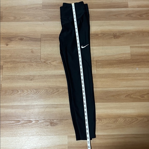 Nike Black Leggings with White Swoosh - Picture 3 of 5